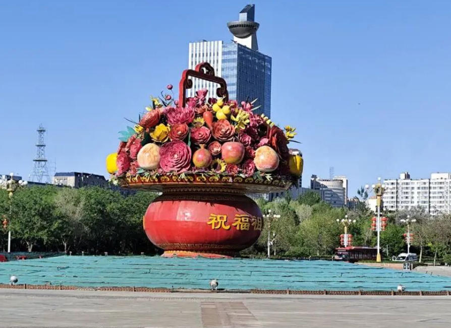 Ц��ʫ�裺��³ľ����Ͻ���