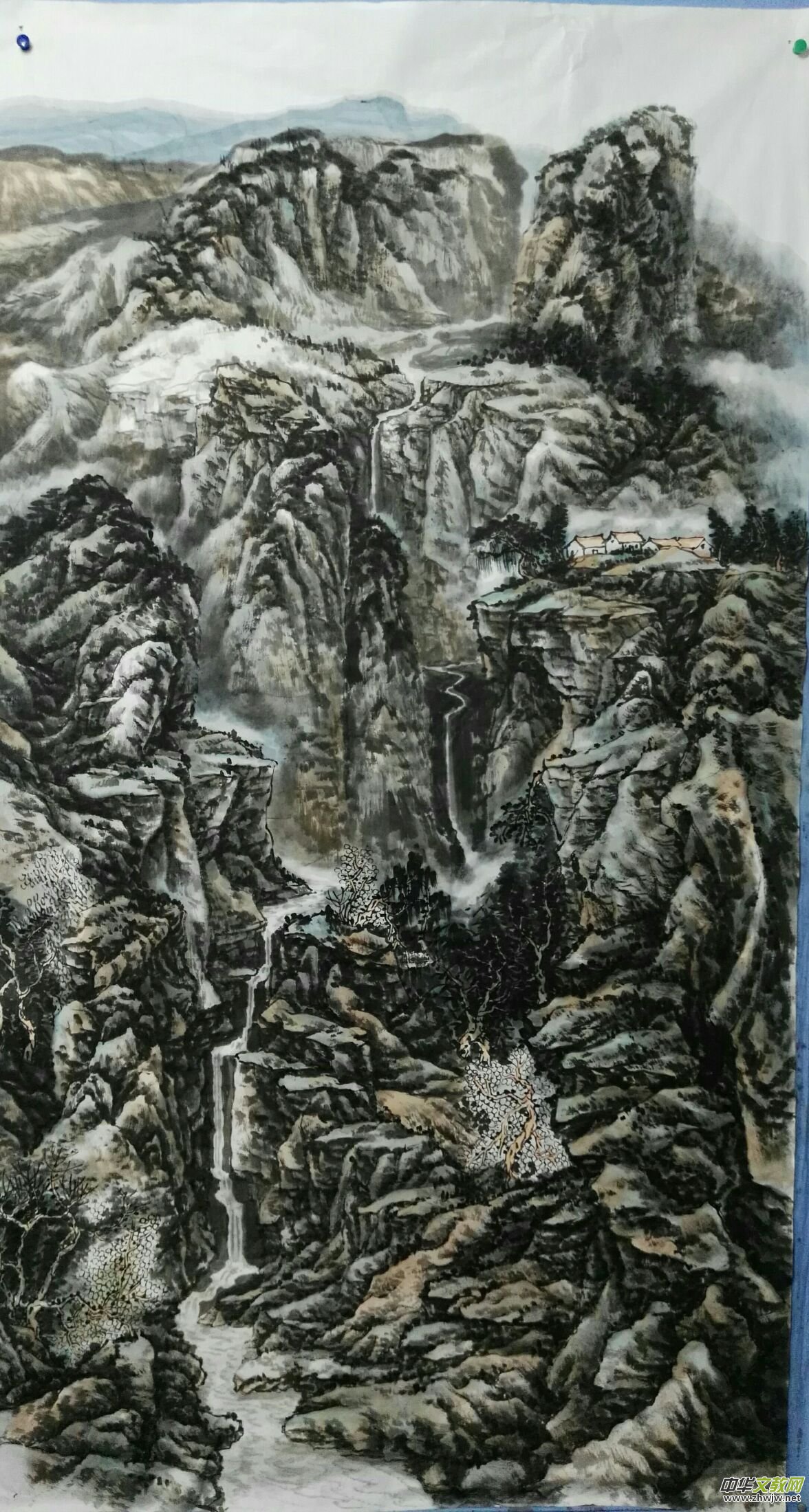 画家靳军与恩师陈培伦携手笔会 画家靳军与恩师陈培伦携手笔会