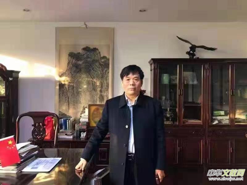 浴火重生的凤凰——记豫博生物有限公司董事长孙军站 浴火重生的凤凰——记豫博生物有限公司董事长孙军站