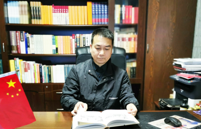 易道传承者王钦存:在时代坐标上丈量传统文化的现代价值 易道传承者王钦存:在时代坐标上丈量传统文化的现代价值