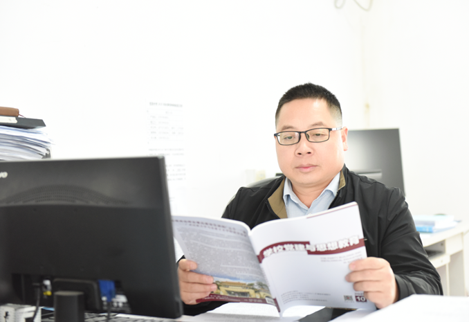钱场中学:“正雅”文化引领教育新风尚 钱场中学:“正雅”文化引领教育新风尚