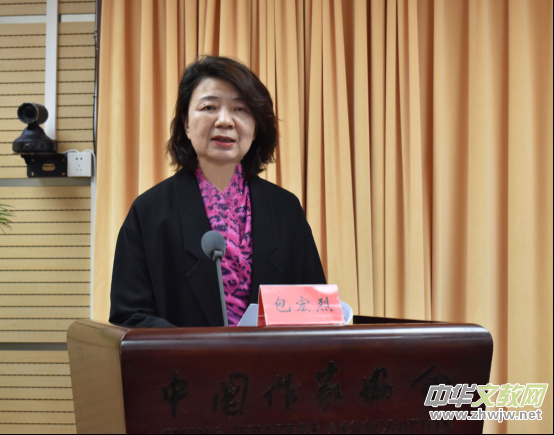 �й������о��������Ա������� �ߵ�������»�һ�λ����ھ��ٿ�