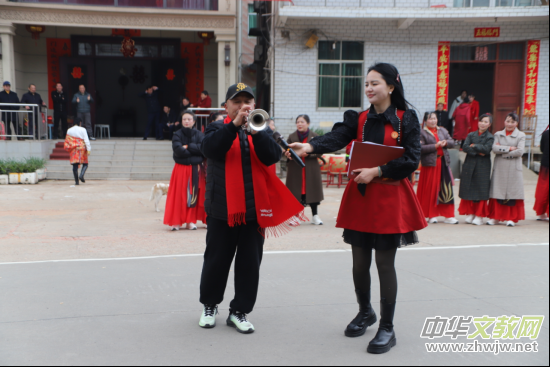 ���ֻ�����Ԫ�� �������������ġ�������Ů�ӹ������Ԫ��չ����������ֻ�Բ������