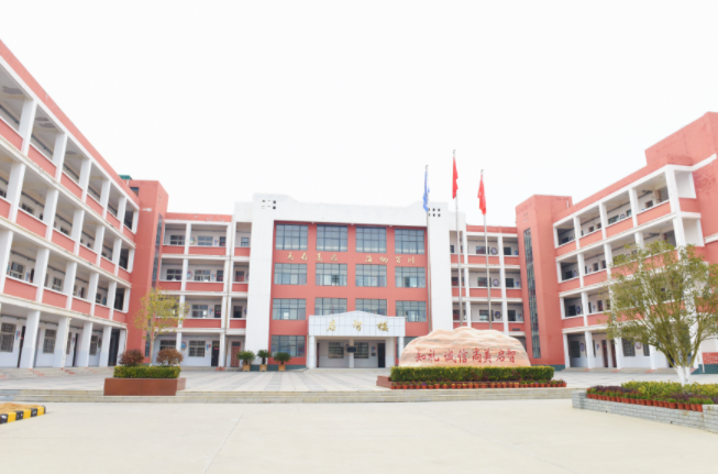 ��ɫ������ͯ�� ��Ԫ��չ������