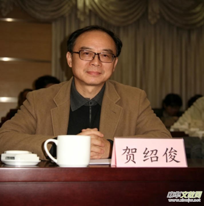 �Ͽ���ѧ��ѧԺ1986��У����ά��С˵������ơ�������̸���ٿ�